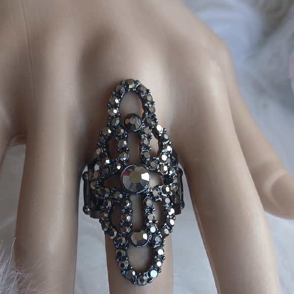 Paparazzi Metallic Black Statement Ring - Picture 8 of 10